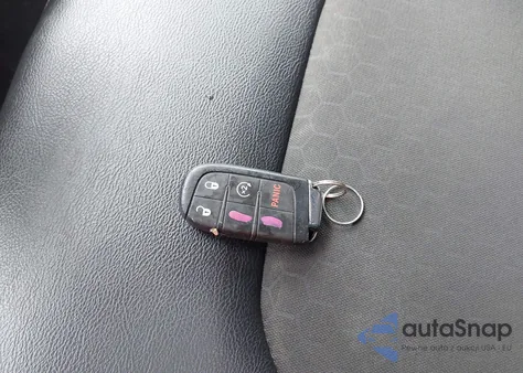 2021 Jeep Compass Latitude 4X4 from USA, damaged, VIN 3C4NJDBB3MT550987